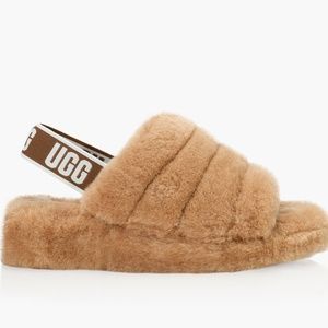 UGG Pluff slides Size 7